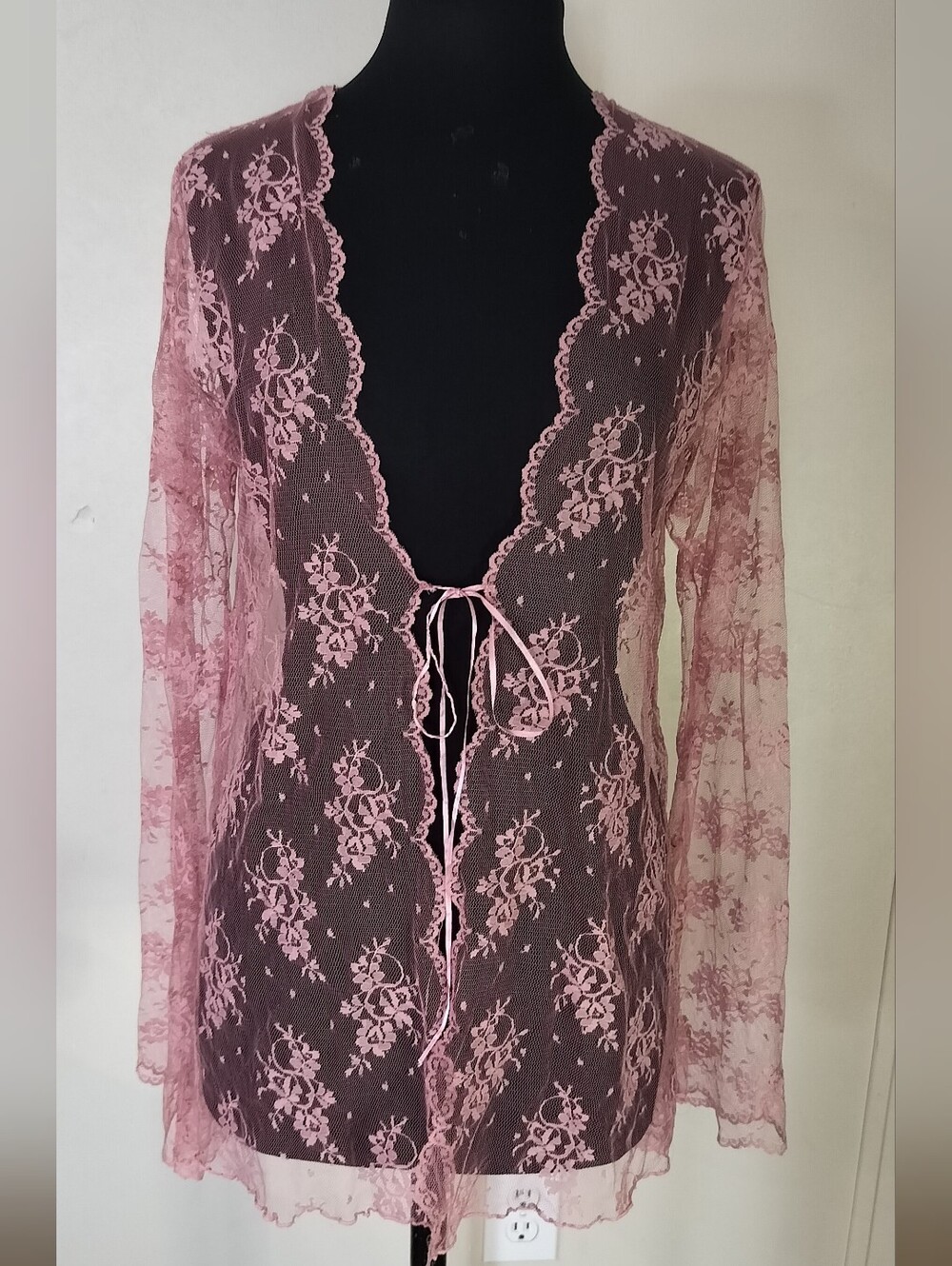 Victoria's Secret Sheer Pink Floral Lace Tie-Front Robe